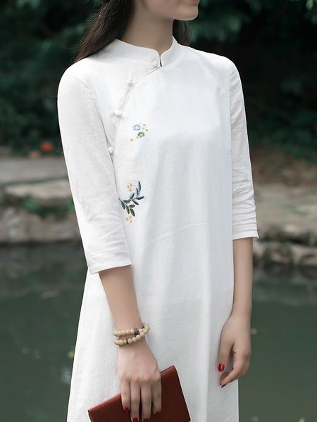 2019 chinese women floral print qipao vintage mandarin collar cotton cheongsam three quarter sleeve cheongsam, Red
2019 chinese women floral print qipao vintage mandarin collar cotton cheongsam three quarter sleeve cheongsam, Red