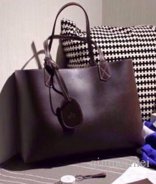 genuine leather designer brand womens casual shoulder bag double-sided use travel set handbags ladies purse large tote
genuine leather designer brand womens casual shoulder bag double-sided use travel set handbags ladies purse large tote