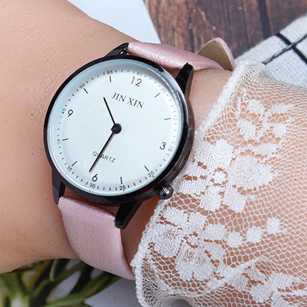 simple business fashion leather quartz wrist watch skmei montre homme round digital christmas gift_12.10, Slivery;brown
simple business fashion leather quartz wrist watch skmei montre homme round digital christmas gift_12.10, Slivery;brown