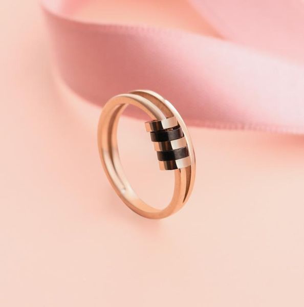18k plated rose gold net red ring for lovers' female ring is colorless and anti allergy, Silver
18k plated rose gold net red ring for lovers' female ring is colorless and anti allergy, Silver