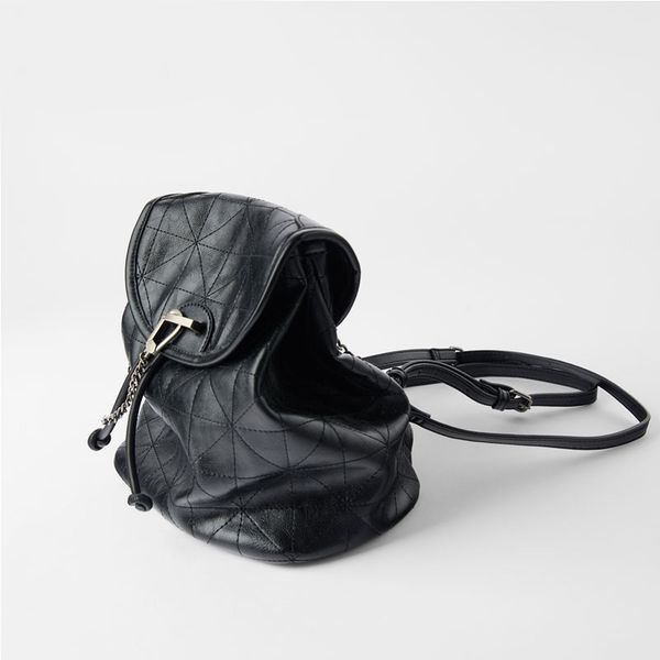 women's bag 2019 new black flip soft shoulder bag large capacity chain fashion leather
women's bag 2019 new black flip soft shoulder bag large capacity chain fashion leather