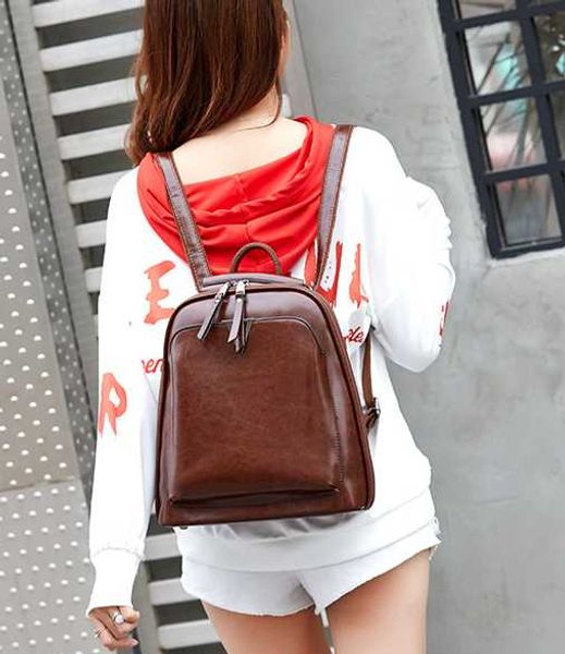europe and america backpack women's oil wax leather 2020 new style retro fashion england large-volume women's backpack
europe and america backpack women's oil wax leather 2020 new style retro fashion england large-volume women's backpack