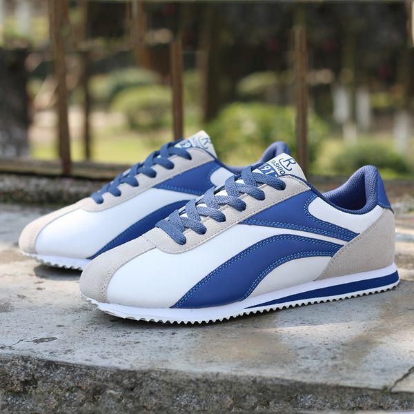 fashion new running shoes comfortable flat driving leather sneakers athletic training running shoes man gym
fashion new running shoes comfortable flat driving leather sneakers athletic training running shoes man gym