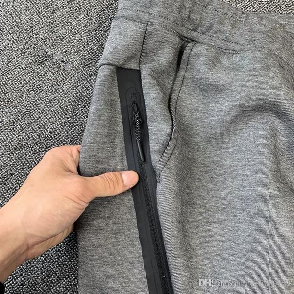 2018 designer brand hip hop streetwear cotton men's hoodies letter printed skateboards skateboards hoodie sweatshirt, Black
2018 designer brand hip hop streetwear cotton men's hoodies letter printed skateboards skateboards hoodie sweatshirt, Black