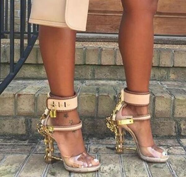 moraima snc open toe padlock spiked high heels transparent pvc rihanna style crystal sandal rhinestones party wedding shoes t200226, Black
moraima snc open toe padlock spiked high heels transparent pvc rihanna style crystal sandal rhinestones party wedding shoes t200226, Black