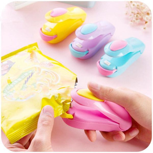 bag heat sealer portable mini heat sealing machine impulse sealer seal packing plastic bag kit food sealer outdoor gadgets ljjz349
bag heat sealer portable mini heat sealing machine impulse sealer seal packing plastic bag kit food sealer outdoor gadgets ljjz349