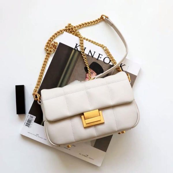 2020 new stylish genuine leather handbags with gold chain women plaid thread square bag female fashion lock bag
2020 new stylish genuine leather handbags with gold chain women plaid thread square bag female fashion lock bag