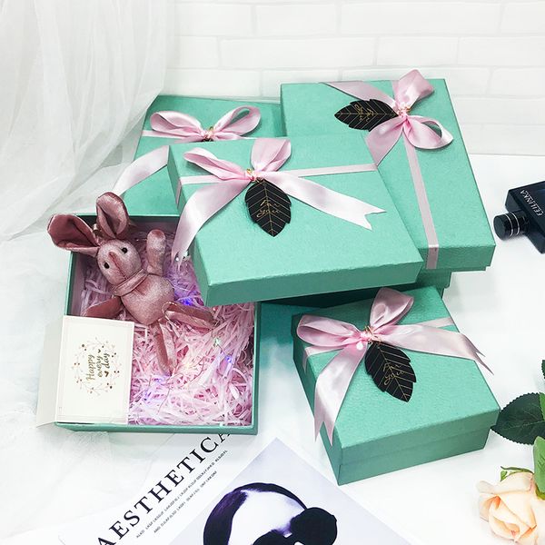 paper box custom gift boxes bags square wedding favors party lovers gift boxes party wrapping supplies
paper box custom gift boxes bags square wedding favors party lovers gift boxes party wrapping supplies