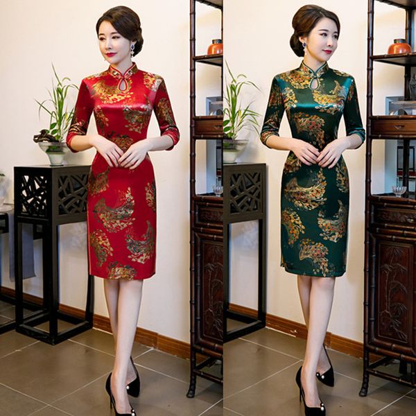 ladies'ordinary velvet cheongsam длины средней весной и летом новый средней длины большого размера cheongsam платье жира мм среднего рукава, Red
ladies'ordinary velvet cheongsam длины средней весной и летом новый средней длины большого размера cheongsam платье жира мм среднего рукава, Red
