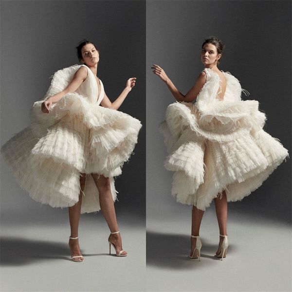 2020 fashionable wedding dress v-neck backless bridal dress sleeveless tiered skirts sweep train tulle custom made robes de mariée, White
2020 fashionable wedding dress v-neck backless bridal dress sleeveless tiered skirts sweep train tulle custom made robes de mariée, White
