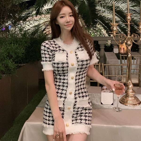 осень вязаный свитер vestidos с коротким рукавом мини bodycon плед однобортный повседневное платье, Black;gray
осень вязаный свитер vestidos с коротким рукавом мини bodycon плед однобортный повседневное платье, Black;gray