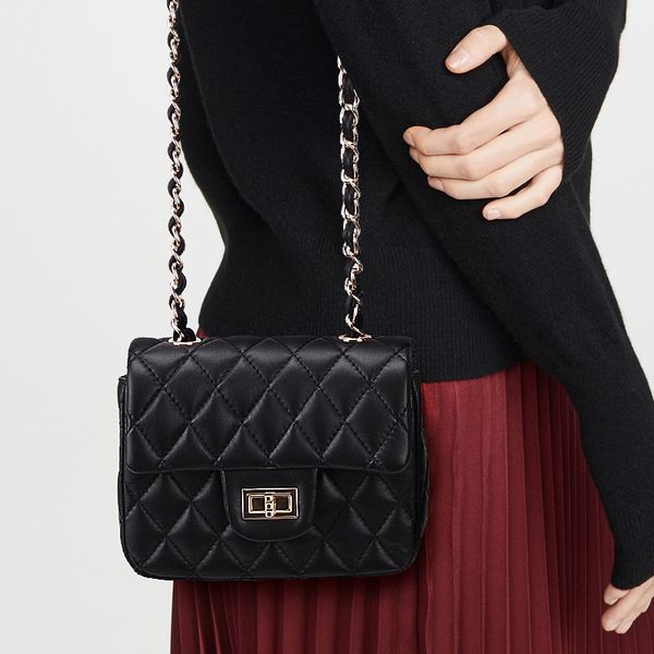 luxury fashion designer sheepskin elegant classic diamond lattice shoulder bag women mini gold chain flap handbag crossbody bag
luxury fashion designer sheepskin elegant classic diamond lattice shoulder bag women mini gold chain flap handbag crossbody bag