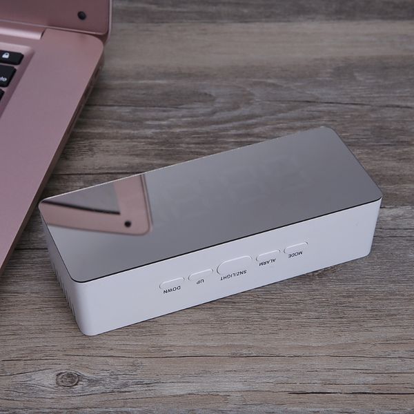 цифровой светодиодный зеркало часы 12h / 24h alarm desktop термометр часы blue light 72xf
цифровой светодиодный зеркало часы 12h / 24h alarm desktop термометр часы blue light 72xf