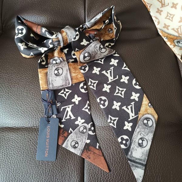 Cachecóis fashionapparel08
Cachecóis fashionapparel08