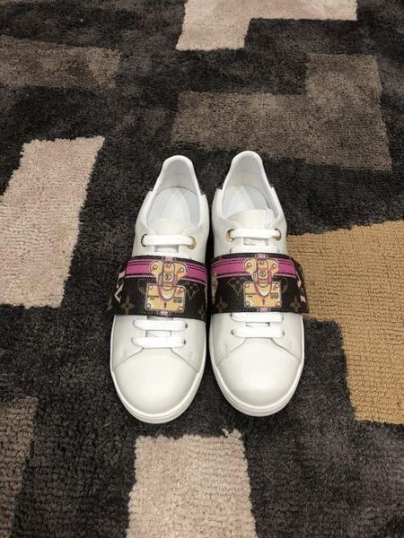 vc8 new limited edition french series high -end women 's casual shoes ,fashion women 's boots ,high -quality sports shoes ,free, Black
vc8 new limited edition french series high -end women 's casual shoes ,fashion women 's boots ,high -quality sports shoes ,free, Black