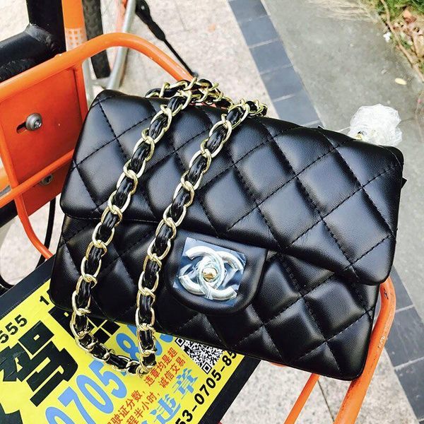 2020 new designer handbags soho disco bag genuine leather tassel zipper shoulder bags women crossbody bag designer handbag come
2020 new designer handbags soho disco bag genuine leather tassel zipper shoulder bags women crossbody bag designer handbag come