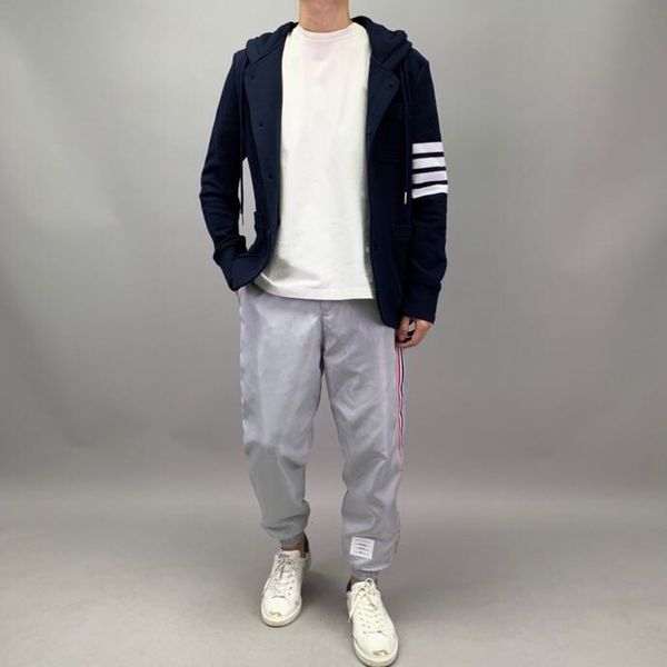 2020 fashion tb brand blazer men british casual suit slim fit men's jacket spring and autumn cotton hooded coat, White;black
2020 fashion tb brand blazer men british casual suit slim fit men's jacket spring and autumn cotton hooded coat, White;black
