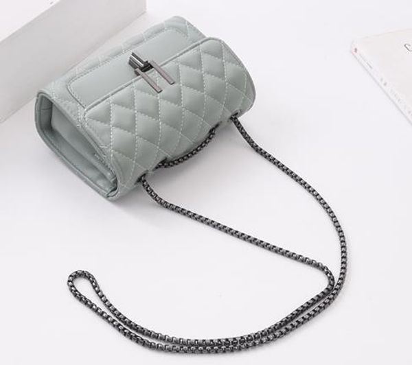 Designer Handbag Newest Fashion Wild Luxury Crossbody Bag Ins Chain Bag Lingge Small Fragrance Designer Shoulder Bag
Designer Handbag Newest Fashion Wild Luxury Crossbody Bag Ins Chain Bag Lingge Small Fragrance Designer Shoulder Bag