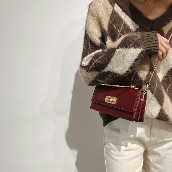 металлические ручки chian ремень crossbody сумки портативный лепестковые сумки корейской моды посланника малый кожа pu телефон
металлические ручки chian ремень crossbody сумки портативный лепестковые сумки корейской моды посланника малый кожа pu телефон