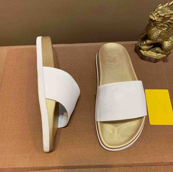 men's sandals designer luxury slip printing flower pattern summer fashion wide flat slippers with thick bottom sandals and slippers c09, Black 
men's sandals designer luxury slip printing flower pattern summer fashion wide flat slippers with thick bottom sandals and slippers c09, Black