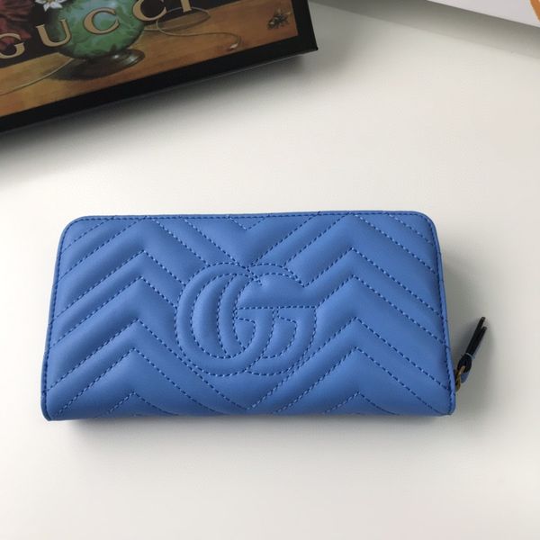 the classic zipper wallet for ladies' handbag of 2020 adopts the layer flapping leather leather with soft, delicate and exquisite workm
the classic zipper wallet for ladies' handbag of 2020 adopts the layer flapping leather leather with soft, delicate and exquisite workm