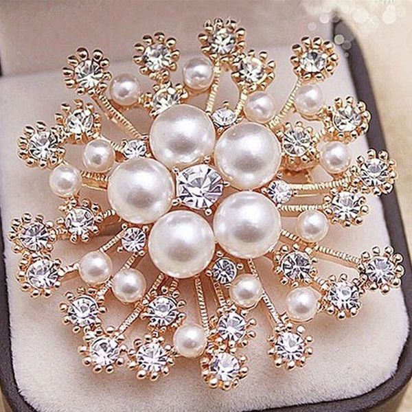 fashion women large brooches lady snowflake imitation pearls rhinestones crystal wedding brooch pin jewelry accessorise, Gray
fashion women large brooches lady snowflake imitation pearls rhinestones crystal wedding brooch pin jewelry accessorise, Gray