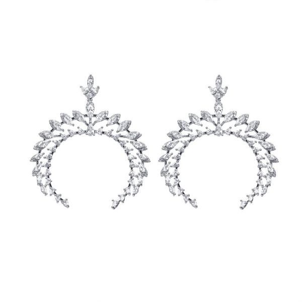 bettyue sparking crown shape earring full of cubic zircon elegant ornament in wedding party new charming anniversary gift, Golden;silver
bettyue sparking crown shape earring full of cubic zircon elegant ornament in wedding party new charming anniversary gift, Golden;silver