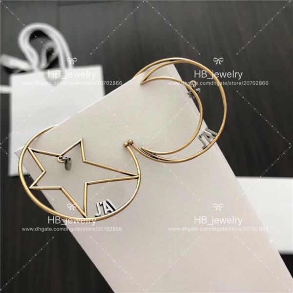 Popular fashion brand ja Star moon Earrings for lady Design Women Party Wedding Lovers gift Luxury Jewelry for Bride With Box
Popular fashion brand ja Star moon Earrings for lady Design Women Party Wedding Lovers gift Luxury Jewelry for Bride With Box