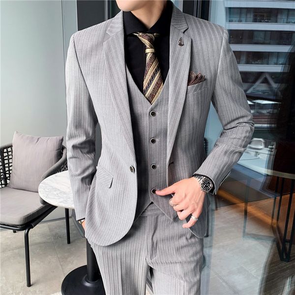 vertical pattern suit male suit slim fit business positive pack three-piece set groom man pack, White;black
vertical pattern suit male suit slim fit business positive pack three-piece set groom man pack, White;black
