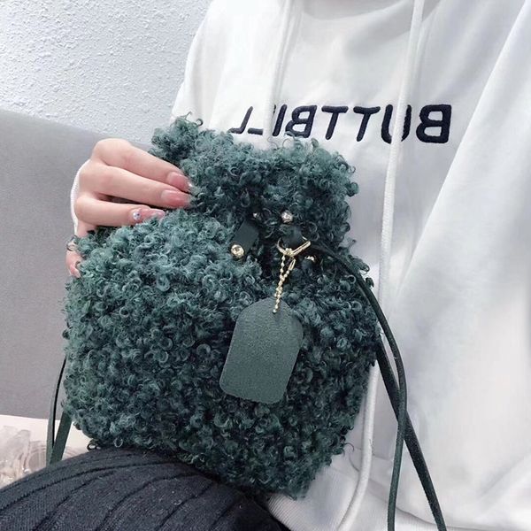 new women's bag small crossbody bag 2019 fashion lamb hair single shoulder women's handbag
new women's bag small crossbody bag 2019 fashion lamb hair single shoulder women's handbag