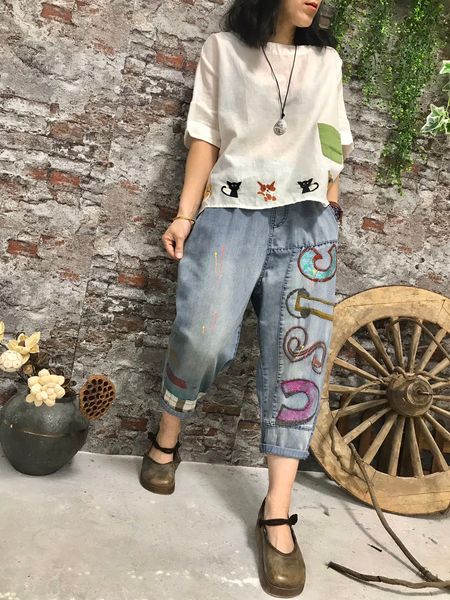 blue, gray cartoon painting patch embroidered elastic waist bigger sizes female jeans bk4675
blue, gray cartoon painting patch embroidered elastic waist bigger sizes female jeans bk4675
