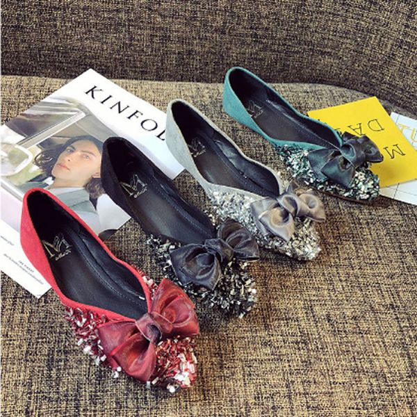 new large size single shoe fashionable lady water diamond flat wedding shoes red bride shoes pointy temperament sister, Black
new large size single shoe fashionable lady water diamond flat wedding shoes red bride shoes pointy temperament sister, Black