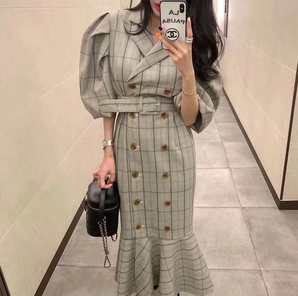 vadim fashion dress vestido de festa 2019 spring new woman long double-breasted retro court style pattern fishtail dress, Black;pink
vadim fashion dress vestido de festa 2019 spring new woman long double-breasted retro court style pattern fishtail dress, Black;pink