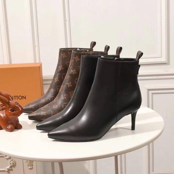 w18q limited french luxury women s autumn and winter casual shoes women s boots fashion printed sneakers size 35-40, Black
w18q limited french luxury women s autumn and winter casual shoes women s boots fashion printed sneakers size 35-40, Black