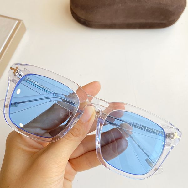 classical style f0751 square sunglasses uv400 50-23-145 imported plank rim hd gradient lenses fullset case fashion forever, White;black
classical style f0751 square sunglasses uv400 50-23-145 imported plank rim hd gradient lenses fullset case fashion forever, White;black