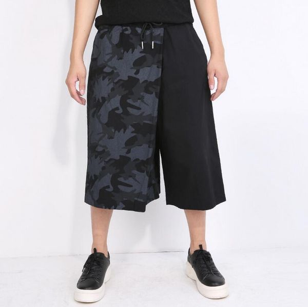 europe and the united states spring and summer fashion camouflage splicing wide leg large size casual black men's pants
europe and the united states spring and summer fashion camouflage splicing wide leg large size casual black men's pants
