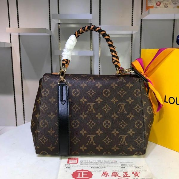 новая классическая сумка для модных дизайнеров - это компактная сумка Делюкс, удо 
новая классическая сумка для модных дизайнеров - это компактная сумка Делюкс, удо