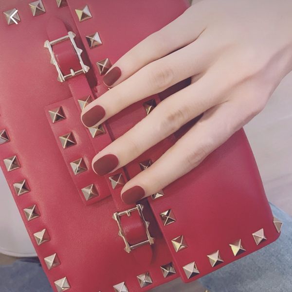 new arrival super beautiful matte red pure color false nails 24pcs french bride cute fake nails lady full nail tips nail art, Red;gold
new arrival super beautiful matte red pure color false nails 24pcs french bride cute fake nails lady full nail tips nail art, Red;gold
