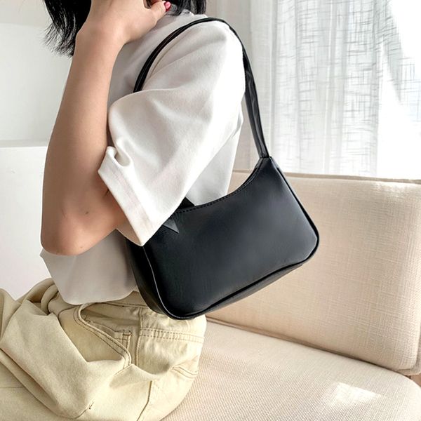 fashion baguette shape bags women 2020 solid women's shoulder bags minimalist handbags lady soft leather small street bag female
fashion baguette shape bags women 2020 solid women's shoulder bags minimalist handbags lady soft leather small street bag female