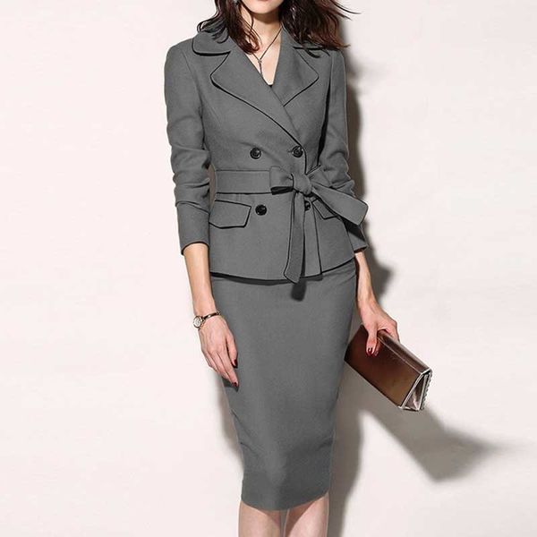 fall / winter 2019 new fashion folding collar double row buttoned bow solid color suit dress, Black
fall / winter 2019 new fashion folding collar double row buttoned bow solid color suit dress, Black