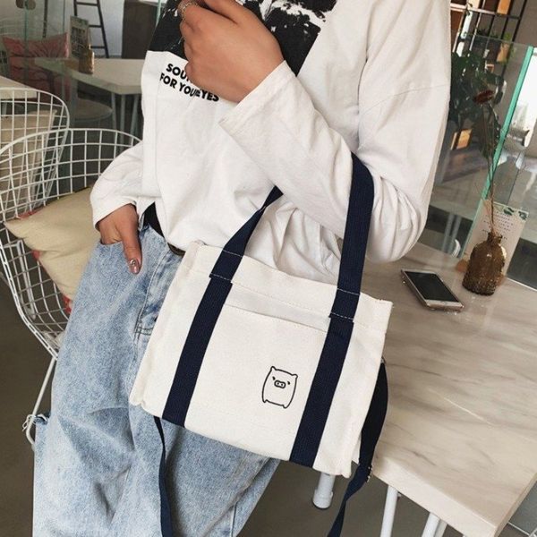 2020 selling canvas bag new student portable lunch canvas bag korean one-shoulder oblique hip-hop
2020 selling canvas bag new student portable lunch canvas bag korean one-shoulder oblique hip-hop