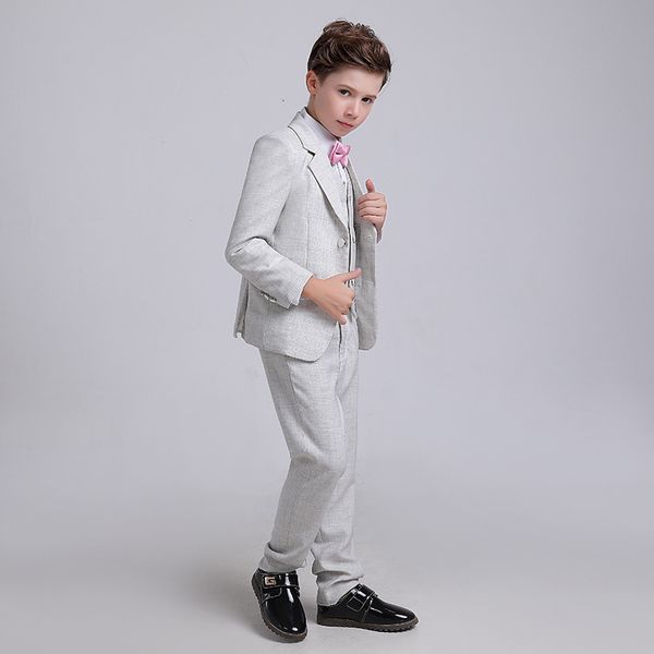 handsome two buttons notch lapel kid complete handsome boy wedding suit boys' attire custom-made (jacket+pants+tie+vest, Black
handsome two buttons notch lapel kid complete handsome boy wedding suit boys' attire custom-made (jacket+pants+tie+vest, Black