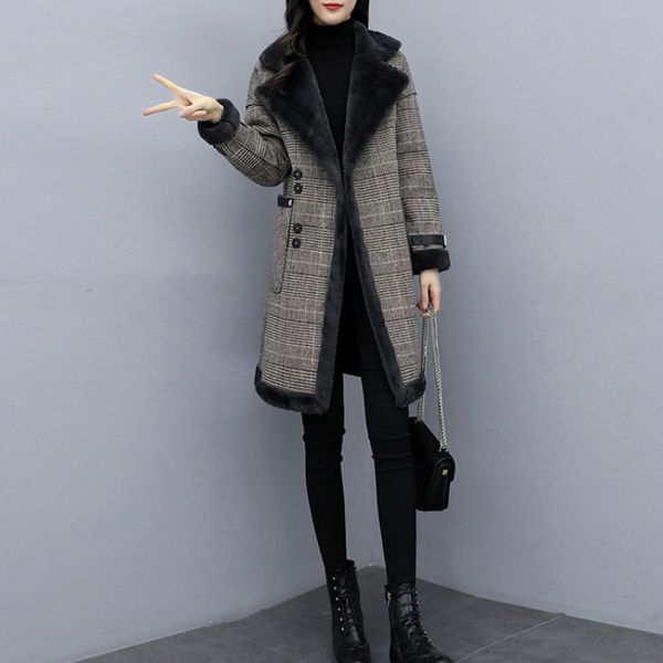 2019 large size women's stitching retro thick woolen coat winter new mm mid-length fur all-in-one thin women, Black
2019 large size women's stitching retro thick woolen coat winter new mm mid-length fur all-in-one thin women, Black