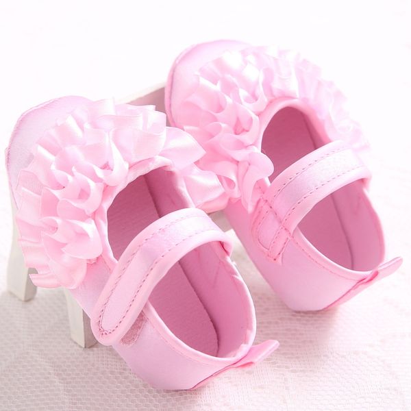 0-1 years old female baby solid color princess shoes spring and autumn soft bottom baby toddler shoes 
0-1 years old female baby solid color princess shoes spring and autumn soft bottom baby toddler shoes