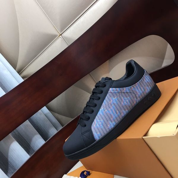 2020 men's and women's fashion high-quality casual sports shoes, high-end designer sports shoesaas
2020 men's and women's fashion high-quality casual sports shoes, high-end designer sports shoesaas