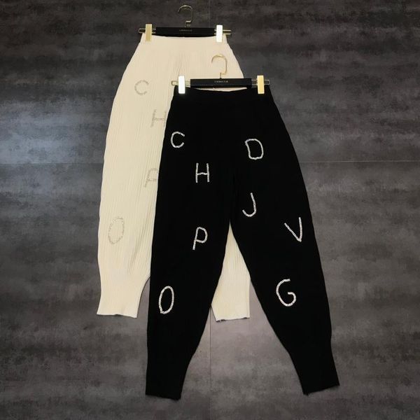 2019 autumn new letter rhinestone pattern shiny stretch knit elastic waist harlan casual pants, Black;white
2019 autumn new letter rhinestone pattern shiny stretch knit elastic waist harlan casual pants, Black;white