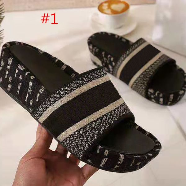 fashion quality classic slippers summer luxury woman beach letter big head slippers designer leather platform shoes l bath men slippers, Black
fashion quality classic slippers summer luxury woman beach letter big head slippers designer leather platform shoes l bath men slippers, Black