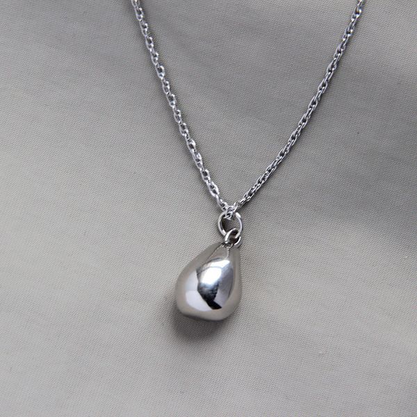 pendant necklaces 925 sterling silver necklace ins cool wind net red celebrity inspired simple irregular water drop female clavicle chain
pendant necklaces 925 sterling silver necklace ins cool wind net red celebrity inspired simple irregular water drop female clavicle chain