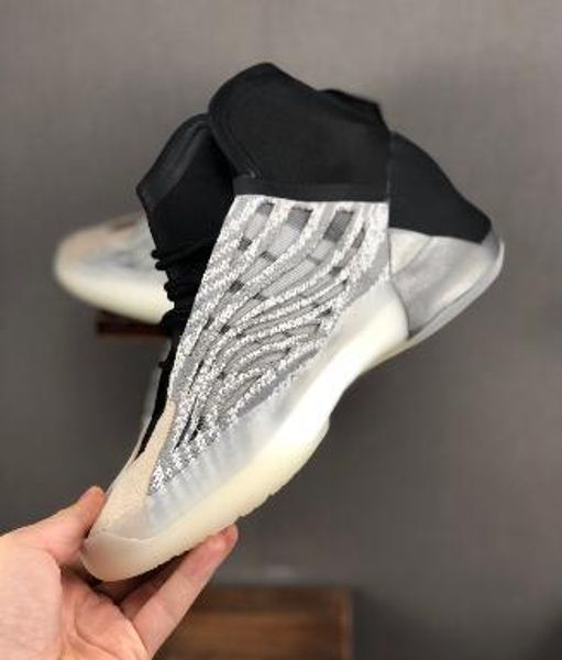 2019 quantum triple black basketball shoes trainers sports running shoes gym jogging online shopping training sneakers men boots 2020 cheap, White;red
2019 quantum triple black basketball shoes trainers sports running shoes gym jogging online shopping training sneakers men boots 2020 cheap, White;red