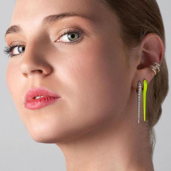 fluorescent enamel neon colorful fashion earring 2020 new arrived trendy women small huggie hoops, Golden;silver
fluorescent enamel neon colorful fashion earring 2020 new arrived trendy women small huggie hoops, Golden;silver